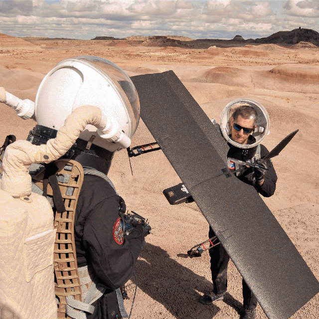 Italiani su Marte con il drone X5 di Vector Robotics